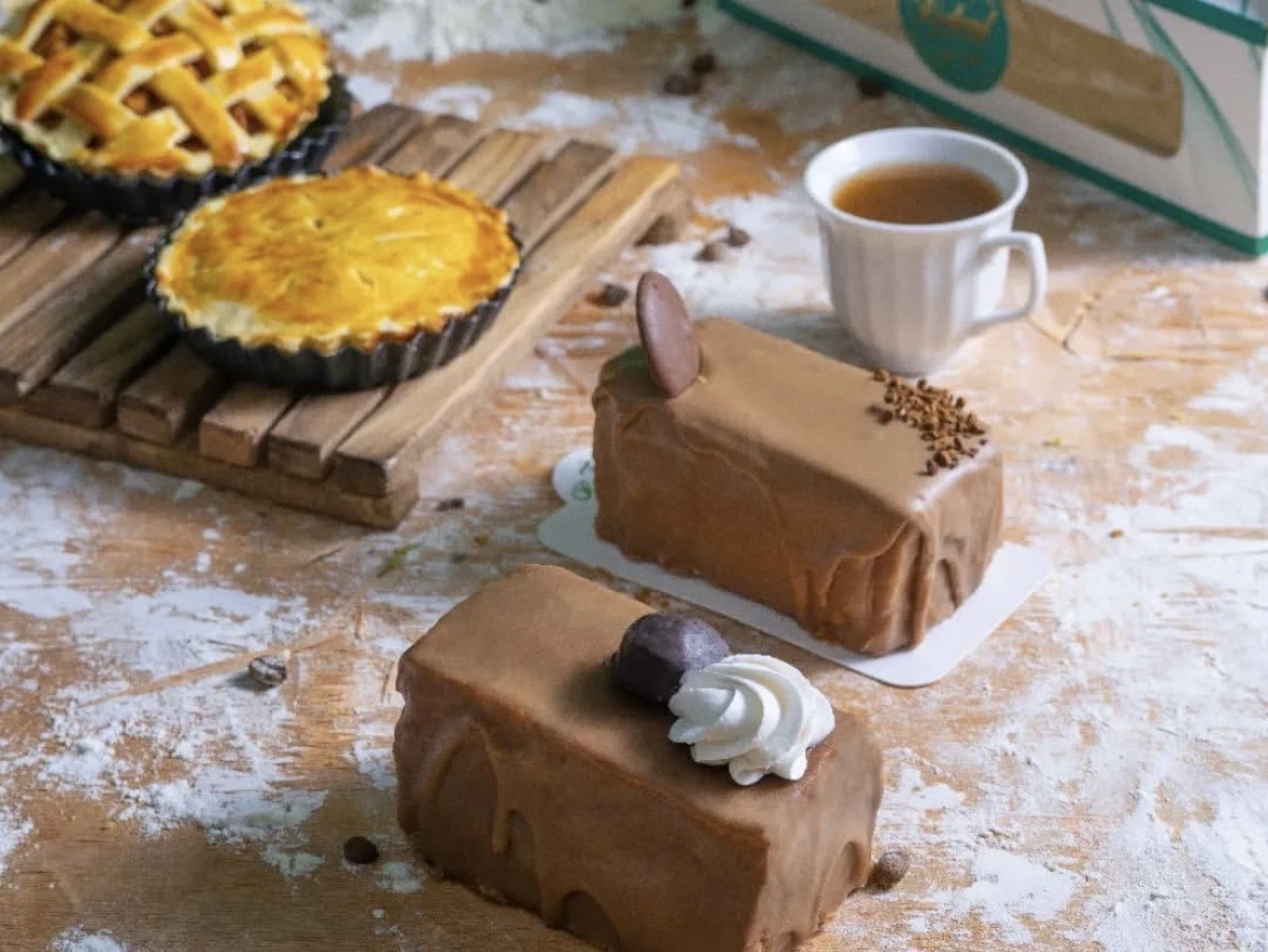 کافه کیک روژند