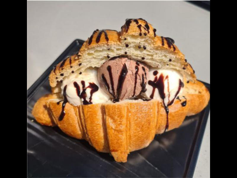 کروسان بستنی